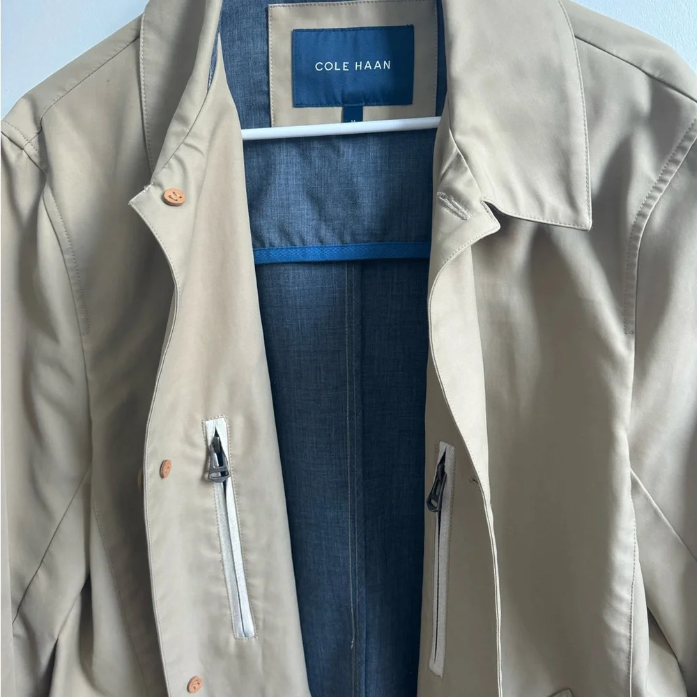 Cole Haan Men's Khaki Button Front Water Resistant Rain Coat Medium